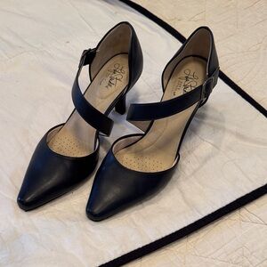 Life Stride Navy Blue Pointed-Toe Cross-Strap Heels
